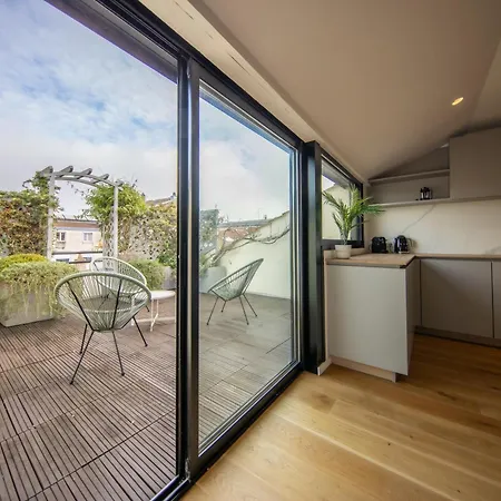 Apartmán Loft Design Avec Toit-terrasse En Hyper Centre *