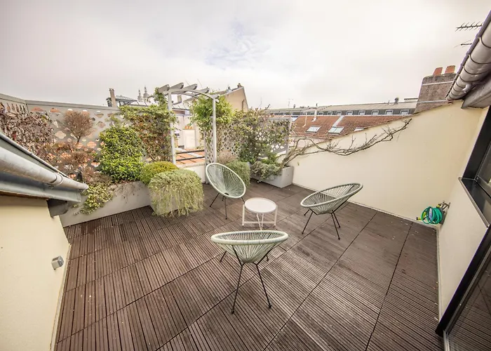 Loft Design Avec Toit-terrasse En Hyper Centre Apartmán *